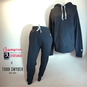 CHAMPION x TODD SNYDER Men’s Black Sweatsuit (Hoodie- Medium/Sweat Pants- XL)